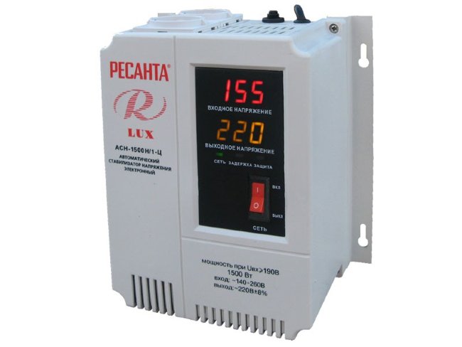 Однофазный цифровой настенный стабилизатор серии LUX РЕСАНТА АСН-1500Н/1-Ц Однофазный цифровой настенный стабилизатор серии LUX РЕСАНТА АСН-1500Н/1-Ц